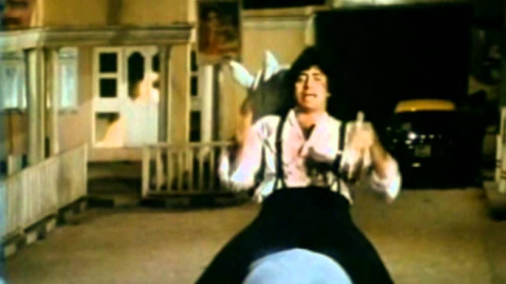 Les Stagnateurs - Jaunuolis / Young man