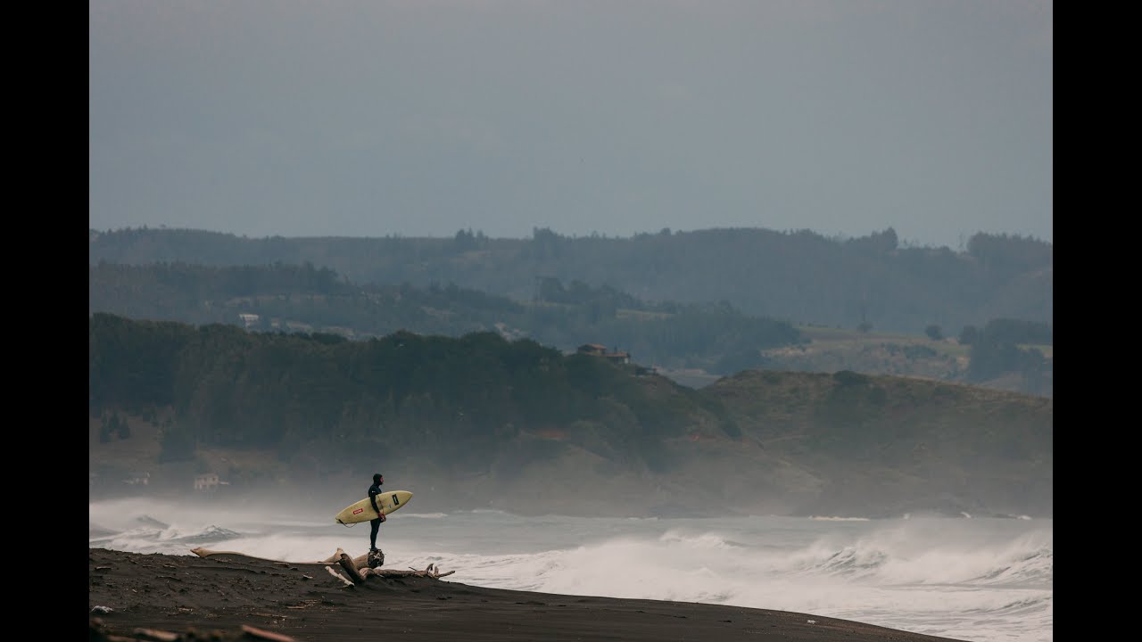 LUCUMA - a film about the relationship between surfer and photographer and the spaces in between.