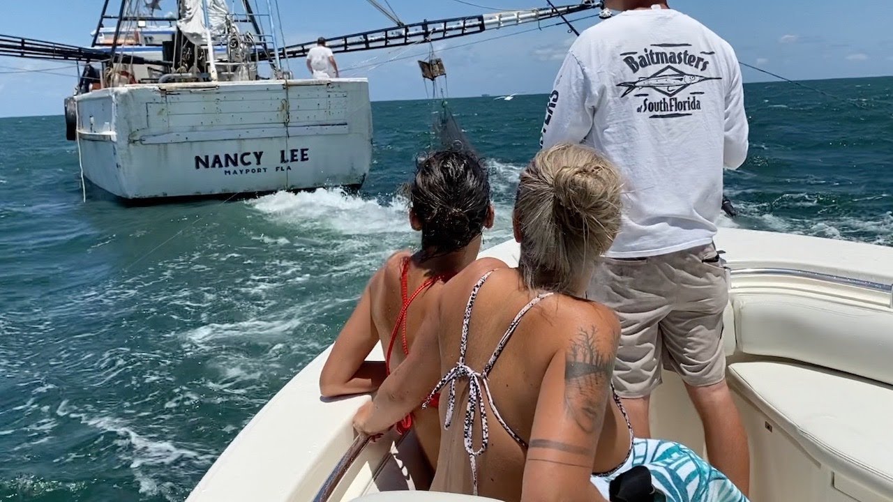 Catching GIANTS behind SHRIMP BOATS