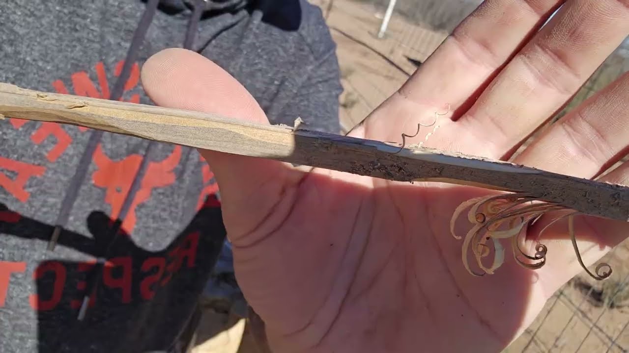 NedFoss New Folders DA169 and AK10 knife review