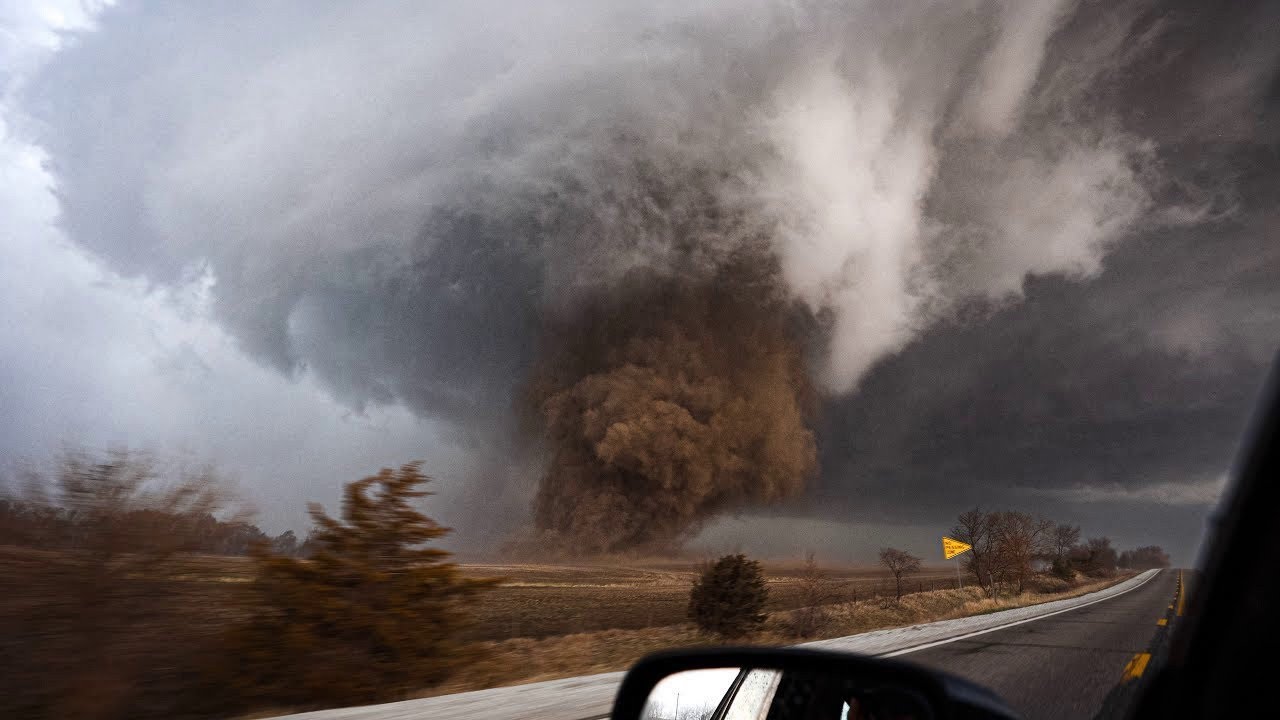 The Most Terrifying Tornadoes Ever Caught Up Close!