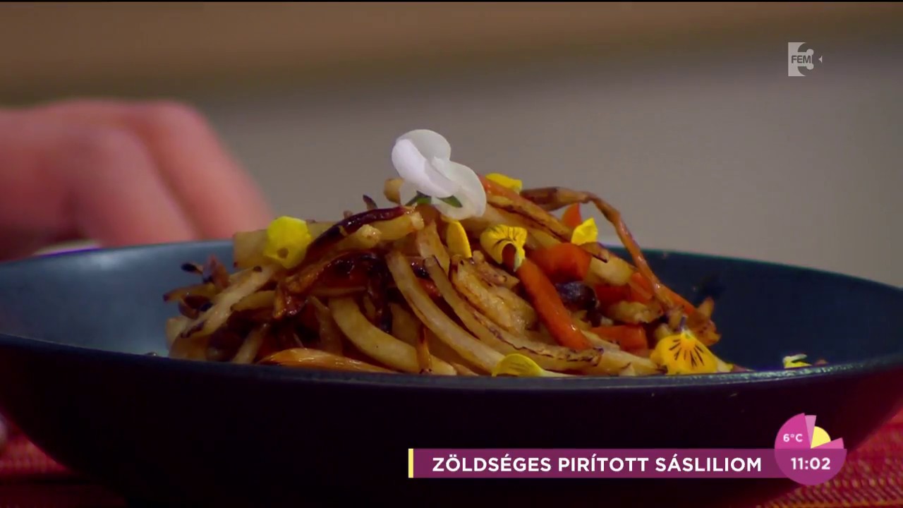 Különleges virágos étel: Zöldséges pirított sásliliom - tv2.hu/fem3cafe