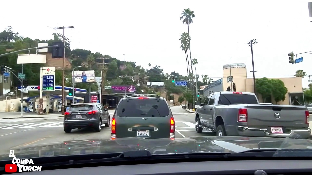 Pasando por la calle más FIFÍ Del Valle De San Fernando /Los Angeles CA