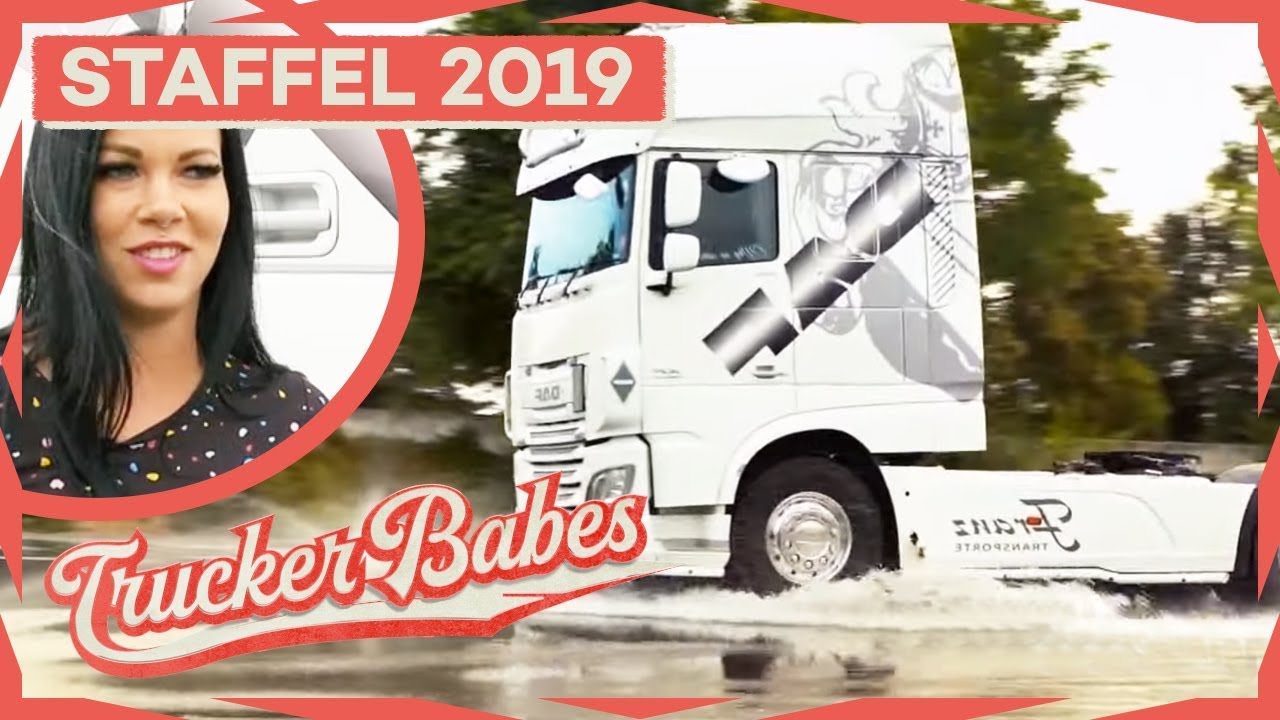 Fahrsicherheitstraining für Mona und LKW 'Perle' | Trucker Babes | Kabel Eins