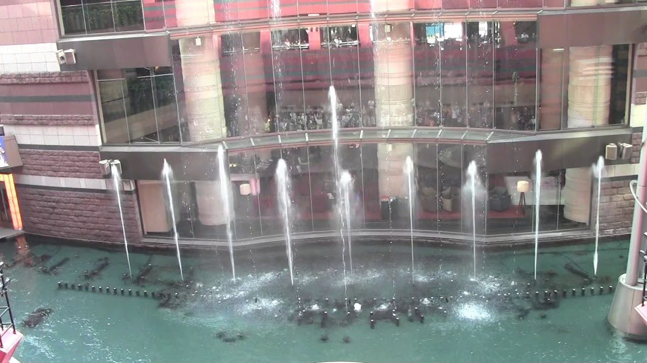 Canal City Hakata Fountain Show Music 『Be our guest』