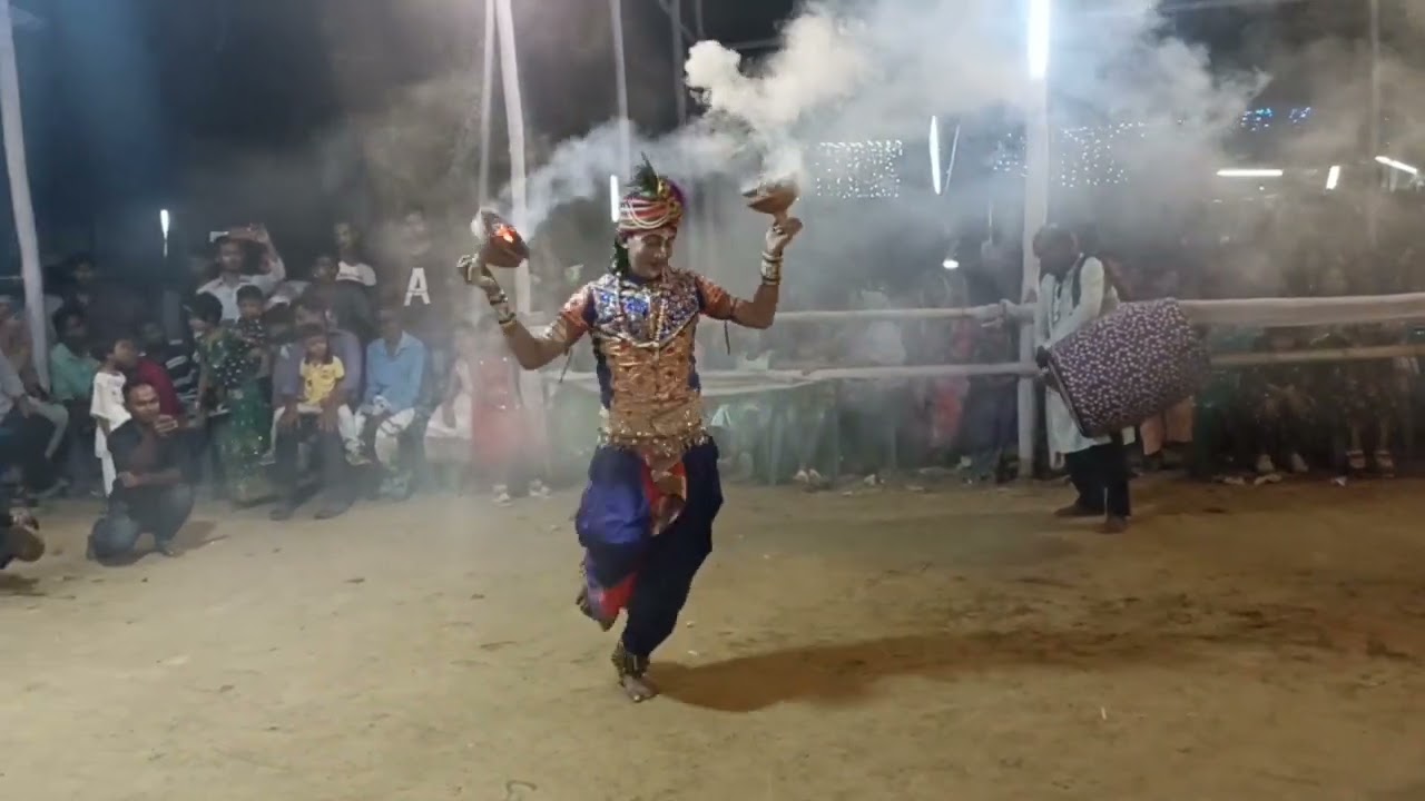 ঐতিহ্যবাহী অসাধারণ আরতি নাচ। না দেখলে মিস।