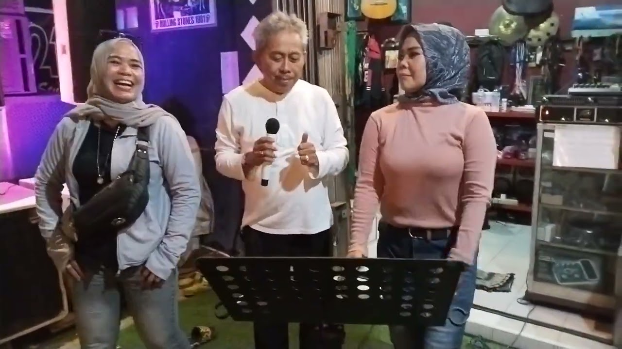 H.Sueb dkk Studio 21 Alun2 Karawang 14 Pebuari 2026