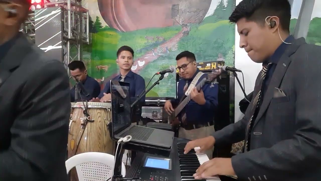 Intro con Orquesta Bendición.