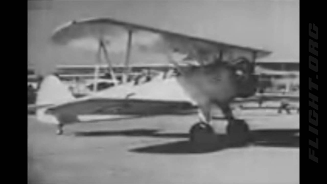 Primary Flight Instruction - Taxiing & Take-Offs (US Navy, 1945)