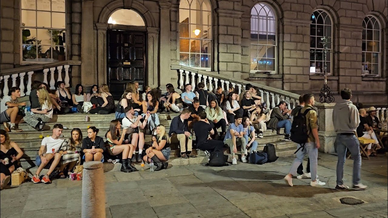 Dublin Nightlife 2023 - Irish Pubs and Bars - Walking Tour
