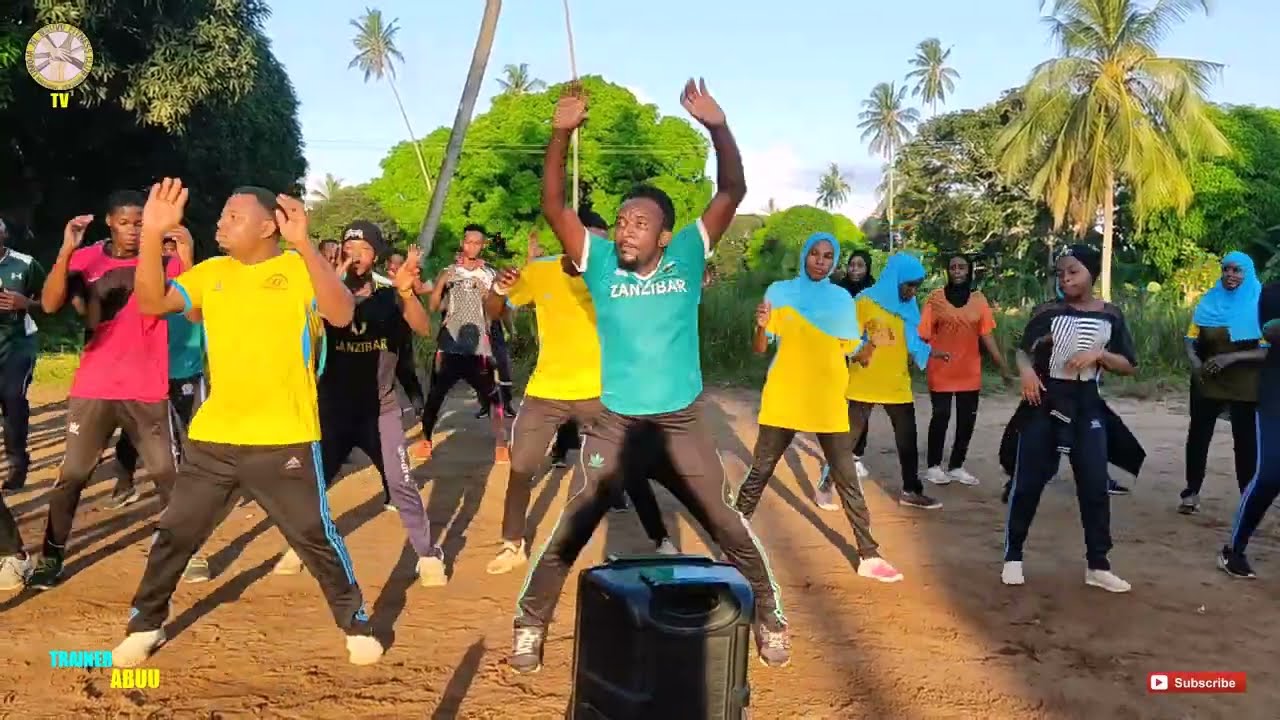 The Beat Workout -Kocha Abuu kutoka Solution fitness club