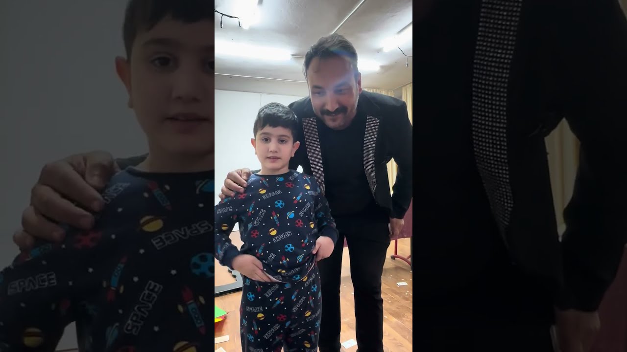 SİHİRBAZLIK GÖSTERİSİNİ İZLEYELİM