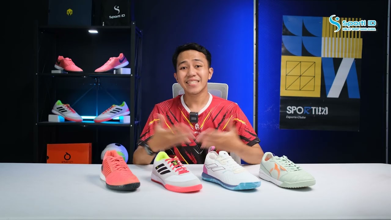 REKOMENDASI SEPATU FUTSAL BUAT KAKI LEBAR!