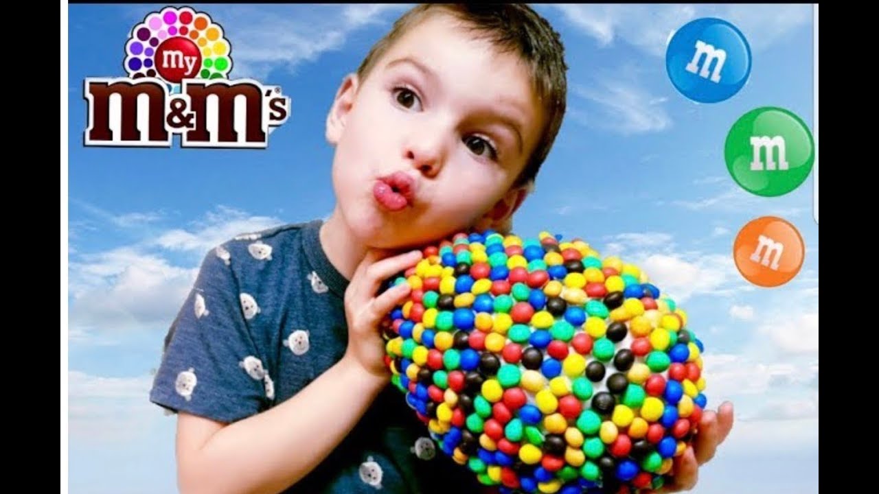 Funny Video For Kids | GIANT CANDY CHALLENGE | Giant M&M,s Chocolate for Kids