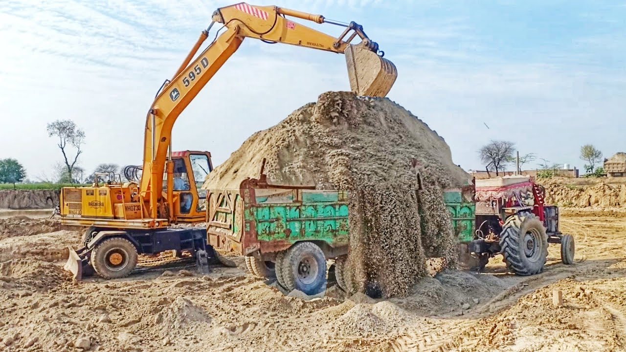Zalim driver why full over loaded Tractor trolly.