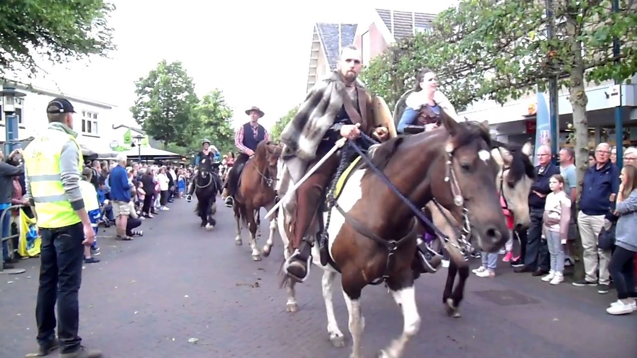 Paardenvierdaagse Epe en intocht juni 2017