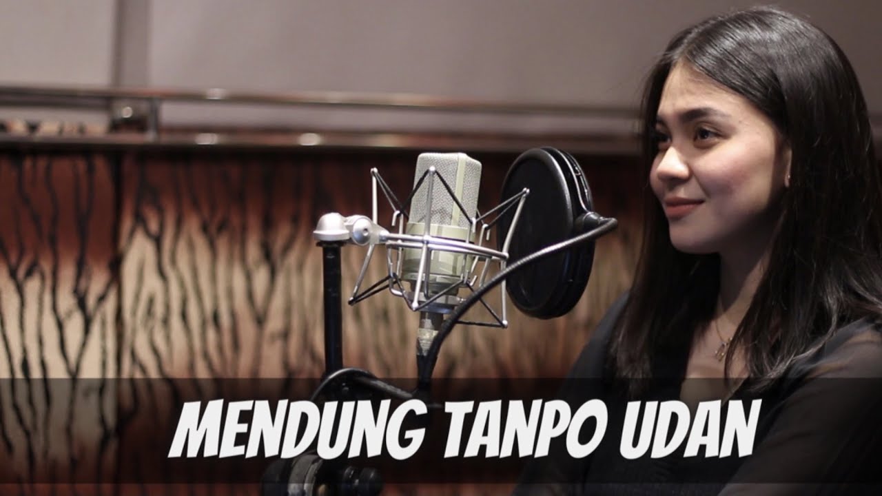 MENDUNG TANPO  UDAN - KUDAMAI || DYAH NOVIA (Cover Live)