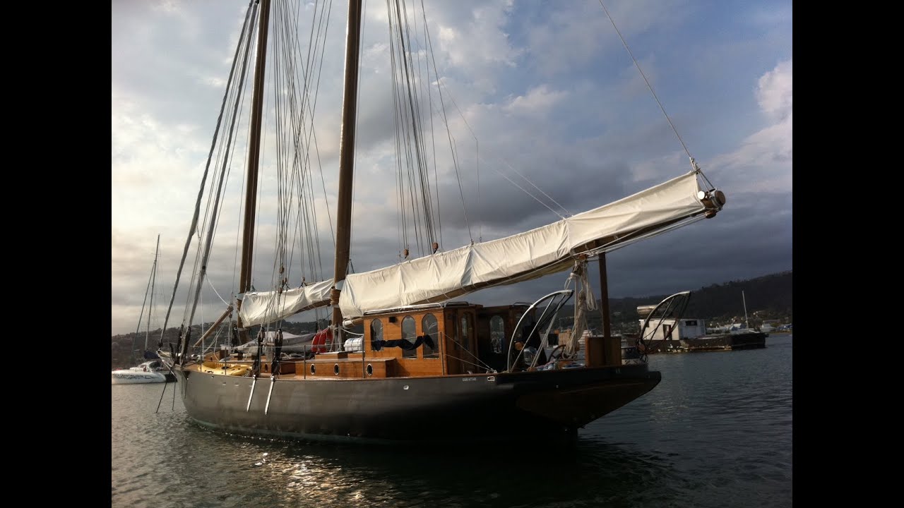 Bamboo Schooner Yacht.mpg