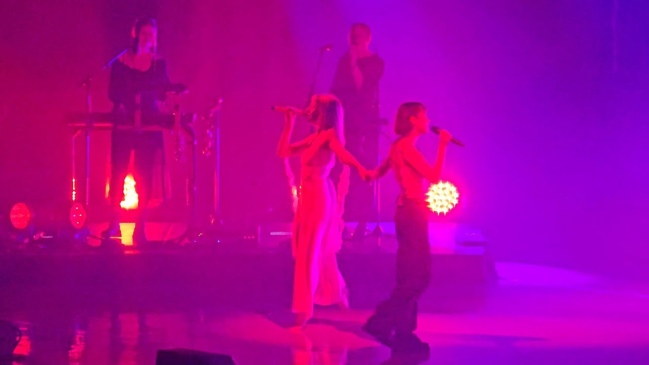 AURORA & POMME - Everything Matters (Live in Madrid) 4K
