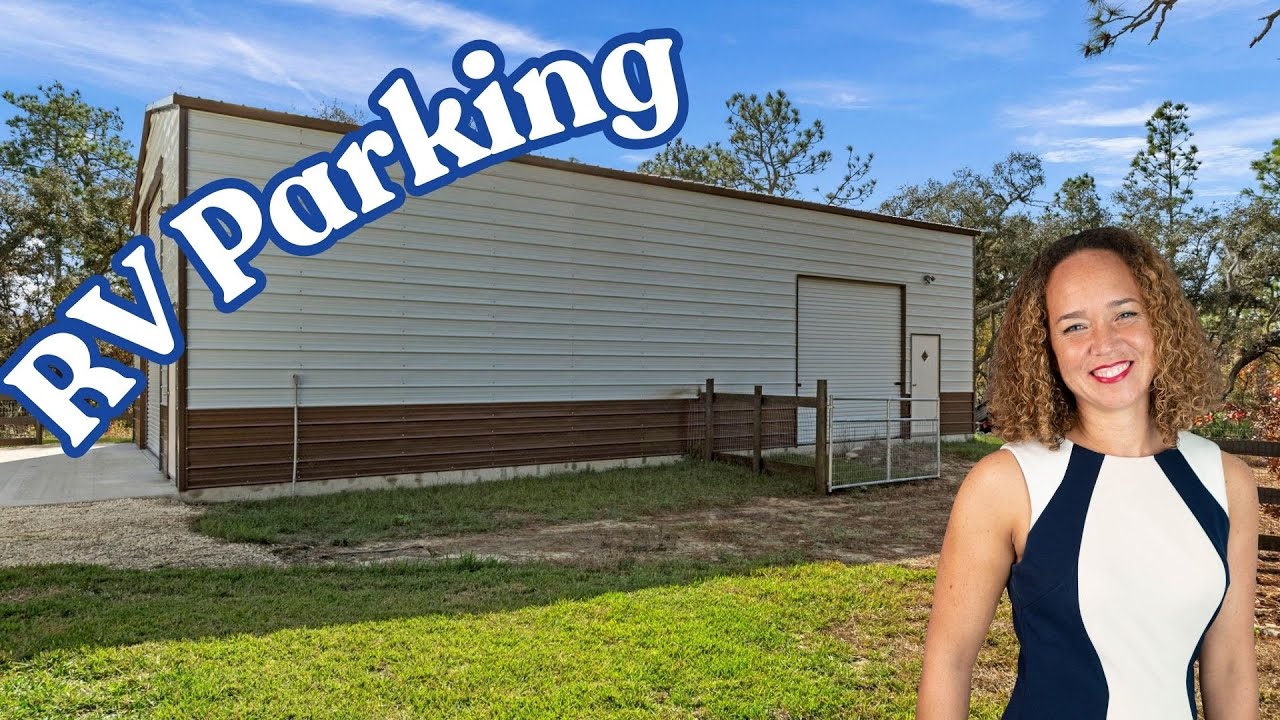 Mini farm for sale in Pine Ridge Estates equestrian community 1,500+ sq ft workshop