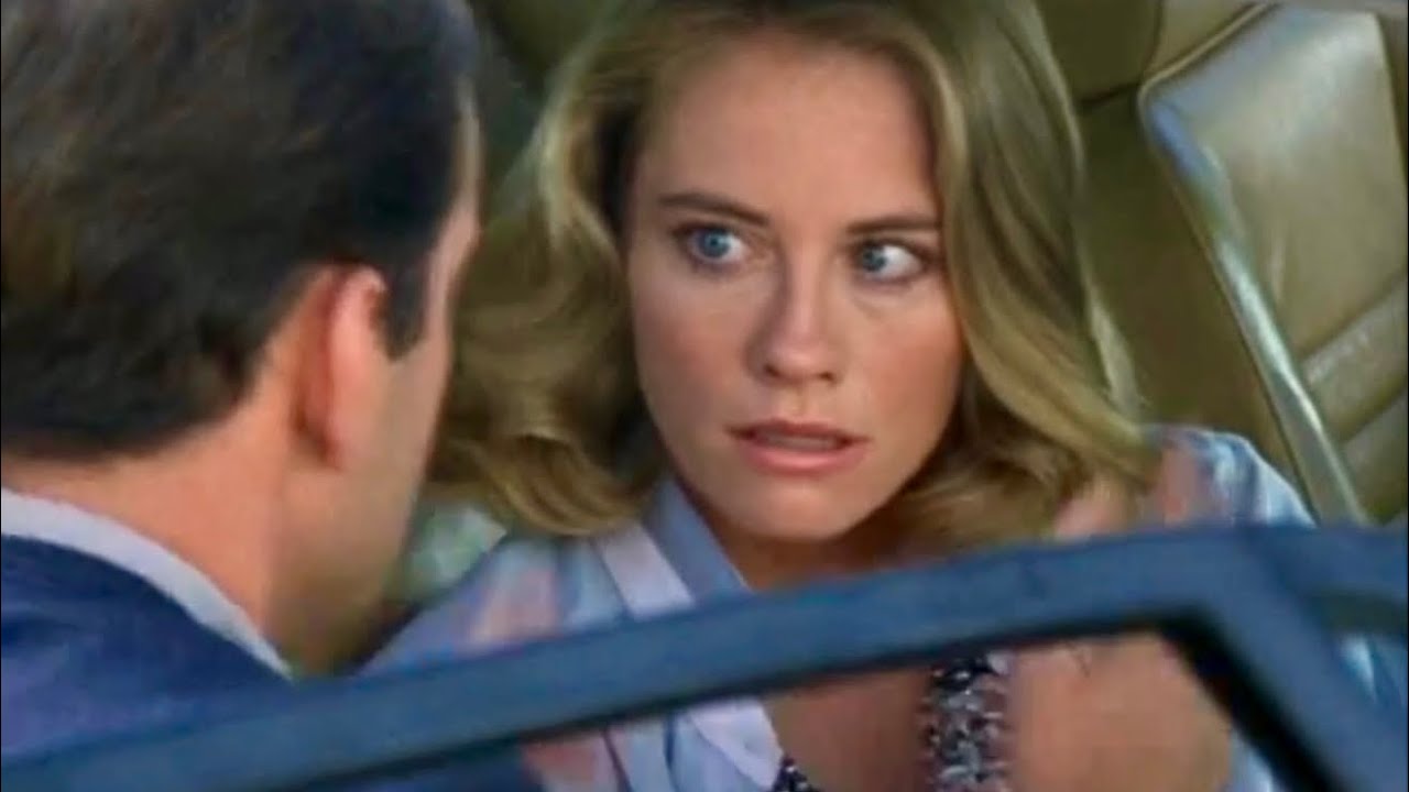 Maddie & David Confront A Stiff | Moonlighting | Pilot Episode | (1985)
