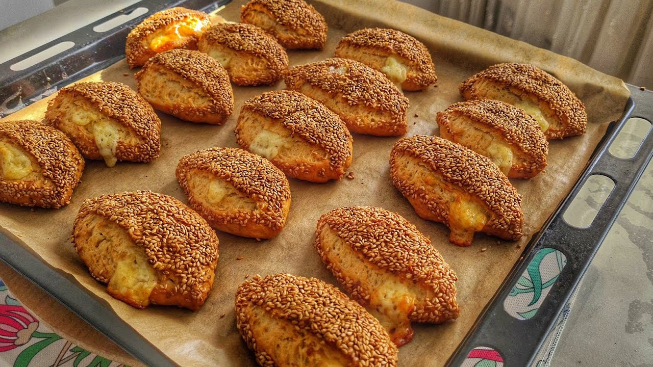 Bir TEPSİ Anında Bitecek🫡Kahvaltıya Çayın Yanına MAYASIZ Sıvıyağlı Kolay Poğaça Tarifi 🥇