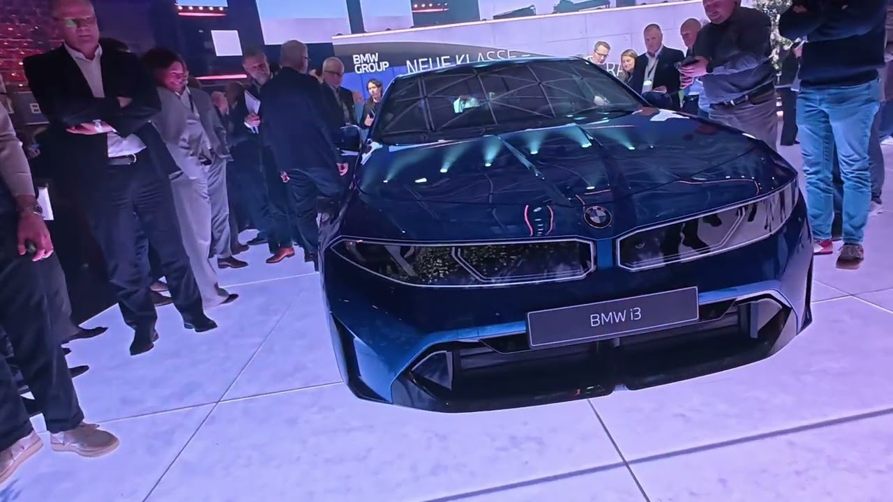 New BMW i3 makes a rock star entry in Munich. Fully electric the Neue Klasse vehicle #bmw 