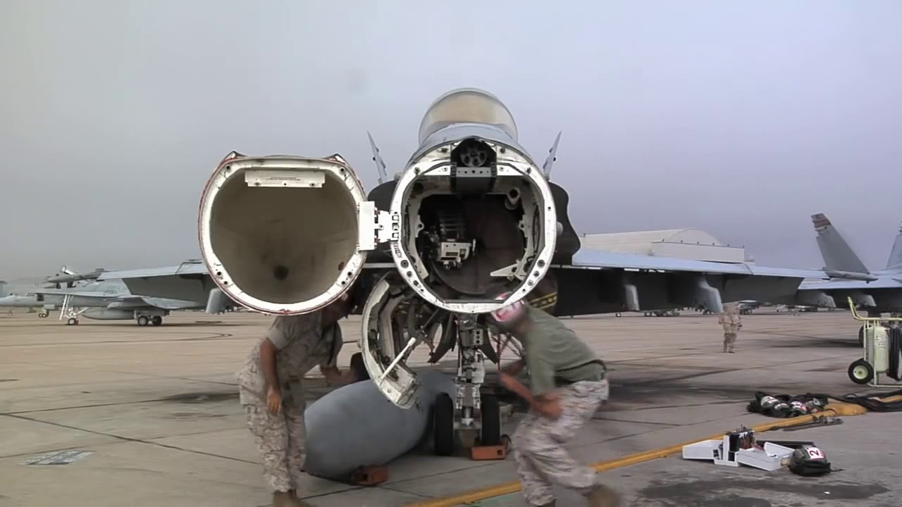 2014-06-13: Raytheon F/A-18C Advanced Combat Radar