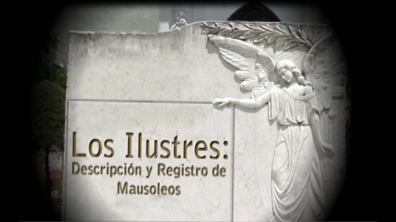 Los Ilustres: descripción y registro de mausoleos