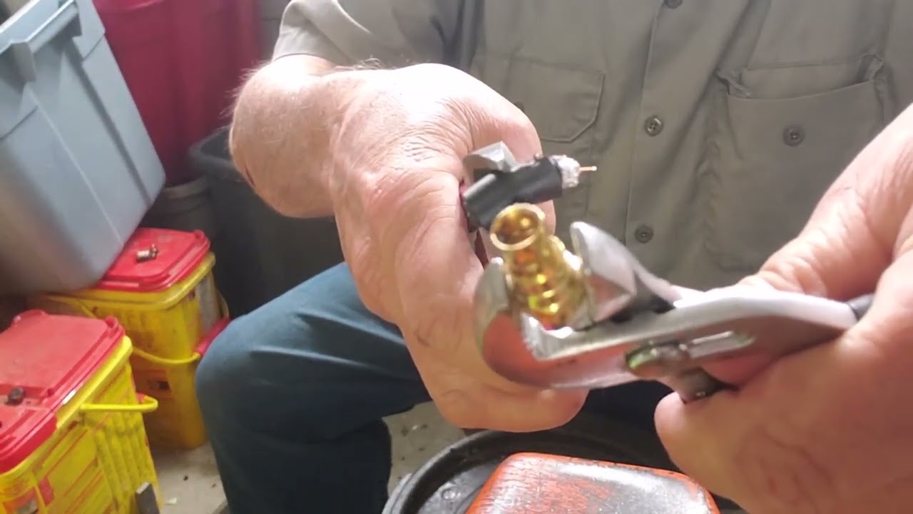 Cleaning Coaxial Plug Ends For Clean Brass!