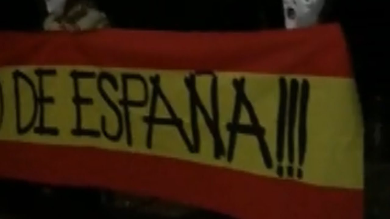 Oltra sufre escrache por parte de un grupo de extrema derecha