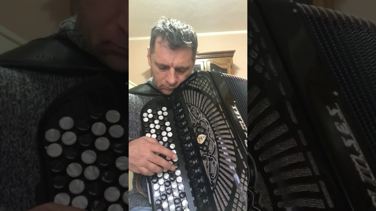 Zoran Paunovic C griff (Finski) Patalo i Meneka. Tomicino kolo