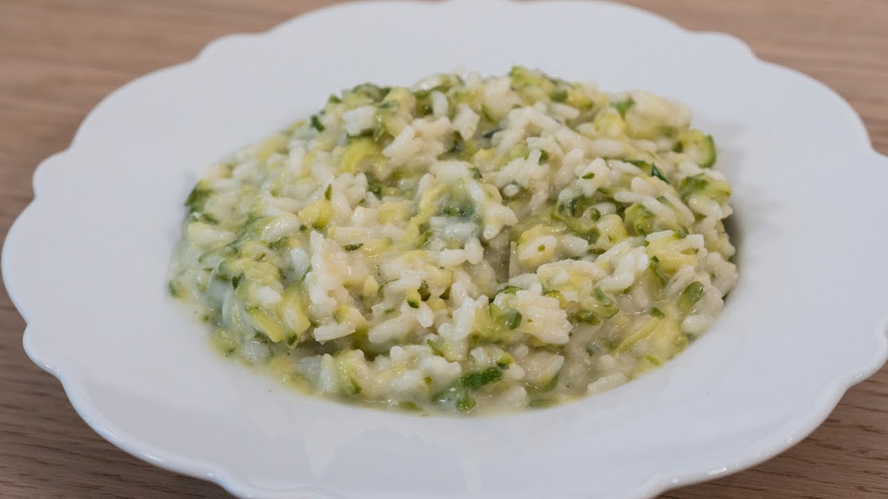 Risotto di zucchine semplice e veloce – La ricetta segreta per farlo cremoso e delicato