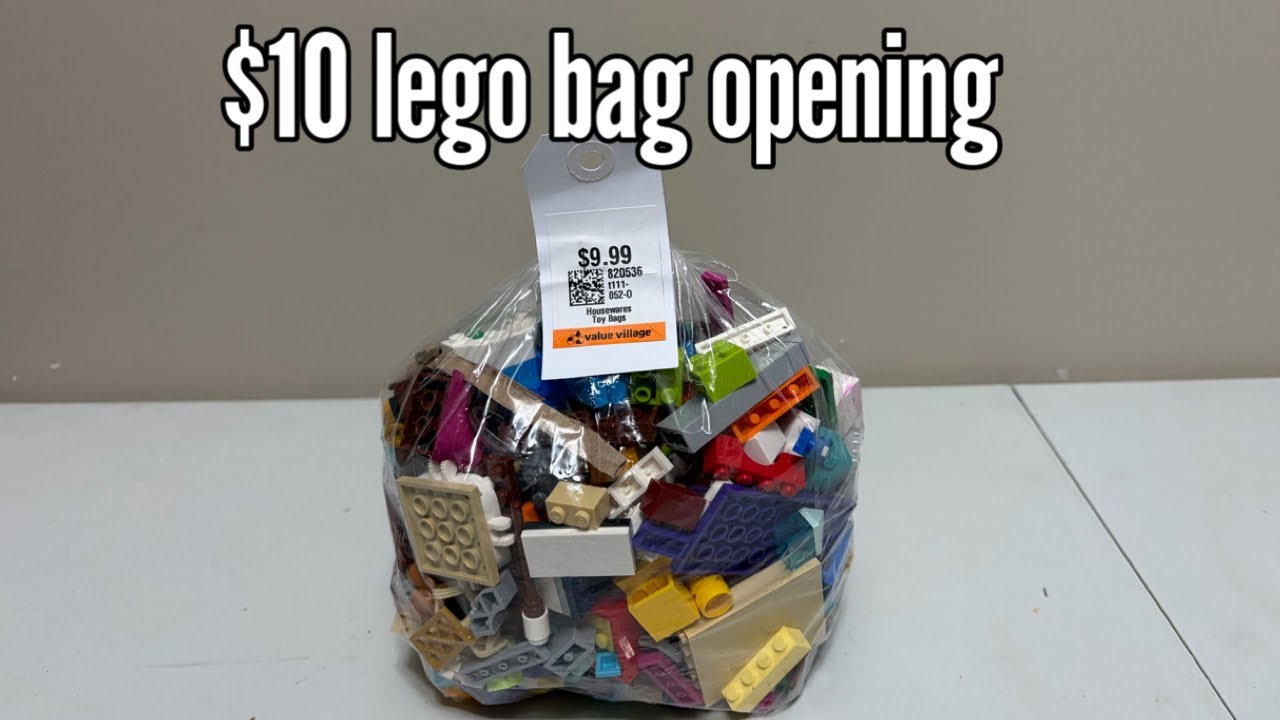 Давайте откроем пакет с конструктором Lego за 10 долларов из комиссионного магазина.