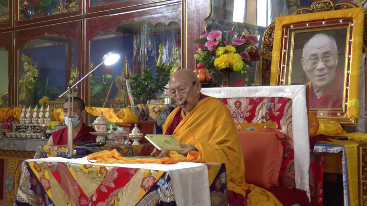 འབྲས་བློ་གླིང་སྤོམ་ར་ཁང་ཚན་དུ་ལམ་རིམ་སྦྱོར་ཆོས་དྲུག་གི་གསུང་ཆོས་གནང་བ། ཉིན་དང་པོ།