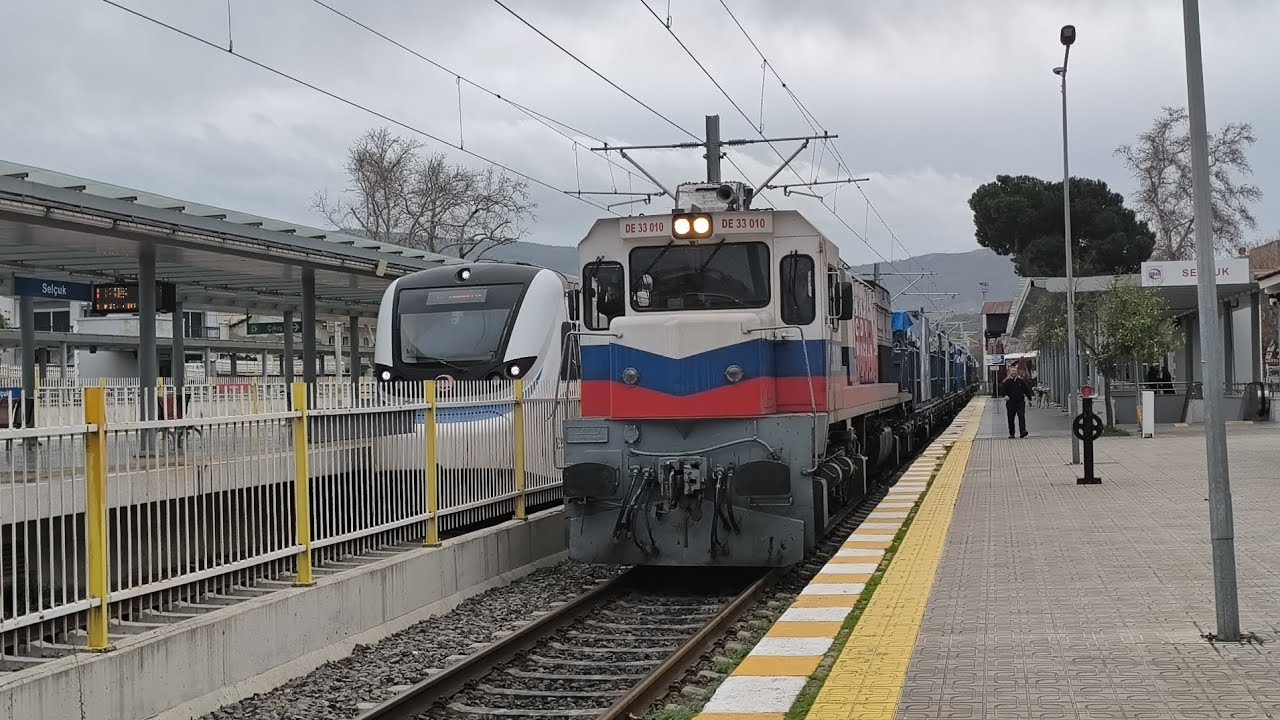 Tcdd Selçuk part 917 DE 33010 yük treni ve güzel korna 