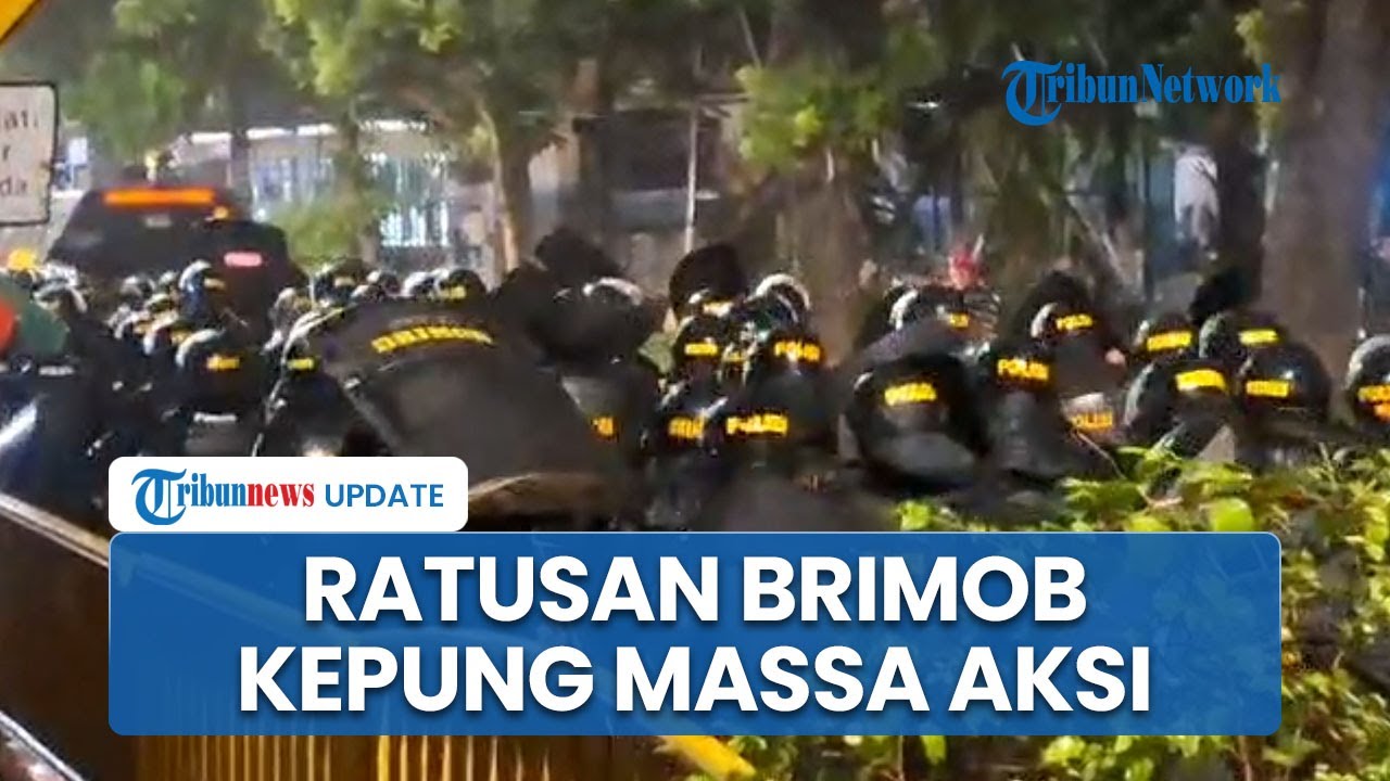 Detik-detik Ratusan Brimob Bertameng Datang dari Dua Arah, Massa Aksi Terkepung di Kwitang