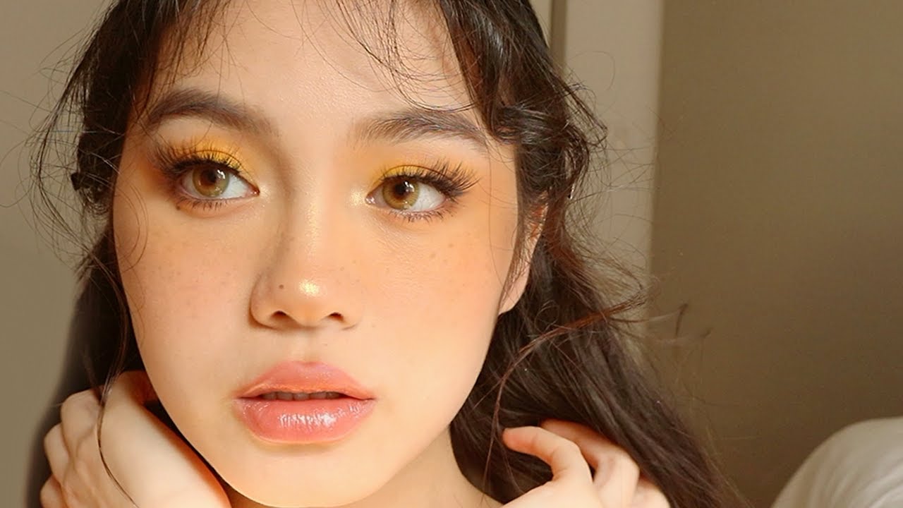 BANANA BREAD MAKEUP 🍌🍞 Jessica Vu