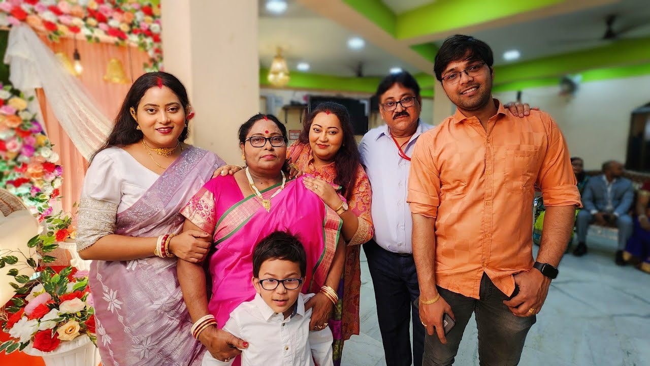 বোনের বাড়ি বিয়ের অনুষ্ঠান খেতে মা বাবা এলো রায়গঞ্জ থেকে | Biyebari Vlog
