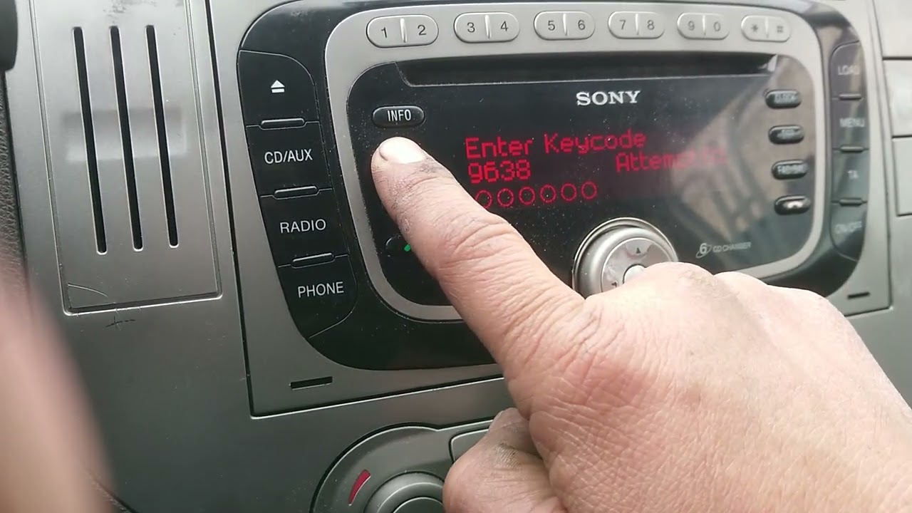 introduccion codigo radio a Ford Kuga... 🤔