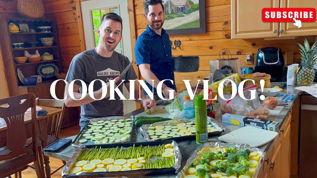 WE TRIED TO COOK EVERYTHING LEFT IN THE HOUSE!!! 🥦🍲🥕!!