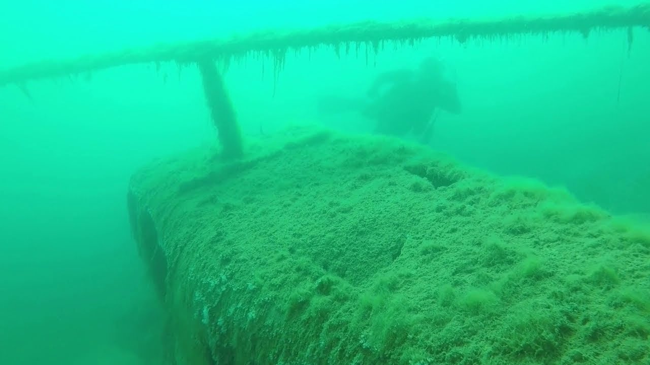 Sunken helicopter and school bus at Lake Ore-be-gone - MN scuba diving