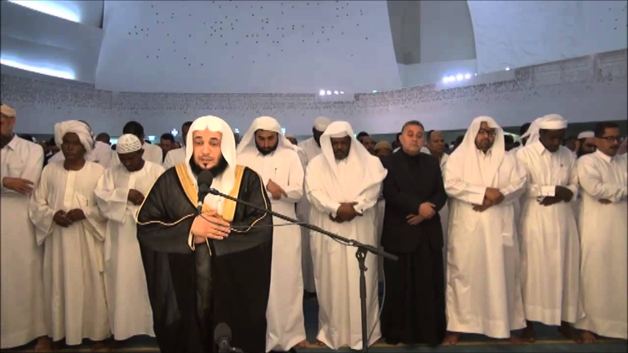 صلاة الجمعة للشيخ الدكتور خالد البكر بجامع المدينة التعليمية فى قطر 01 مابريل 2016