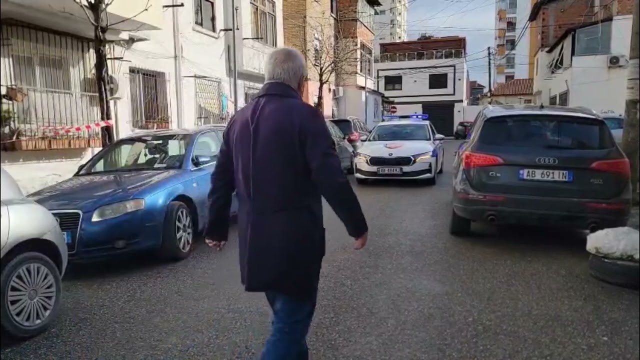 Plagosi të bijën, pranga babait. Durrës, arrestohet 57-vjecari. Lëndohet edhe një kalimtar
