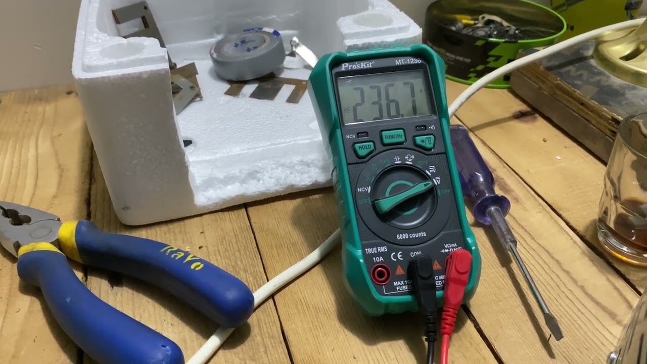 صناعة رافع فولتيه اومنظم جهد جزء 2 Manufacture of a voltage booster or voltage regulator, part two