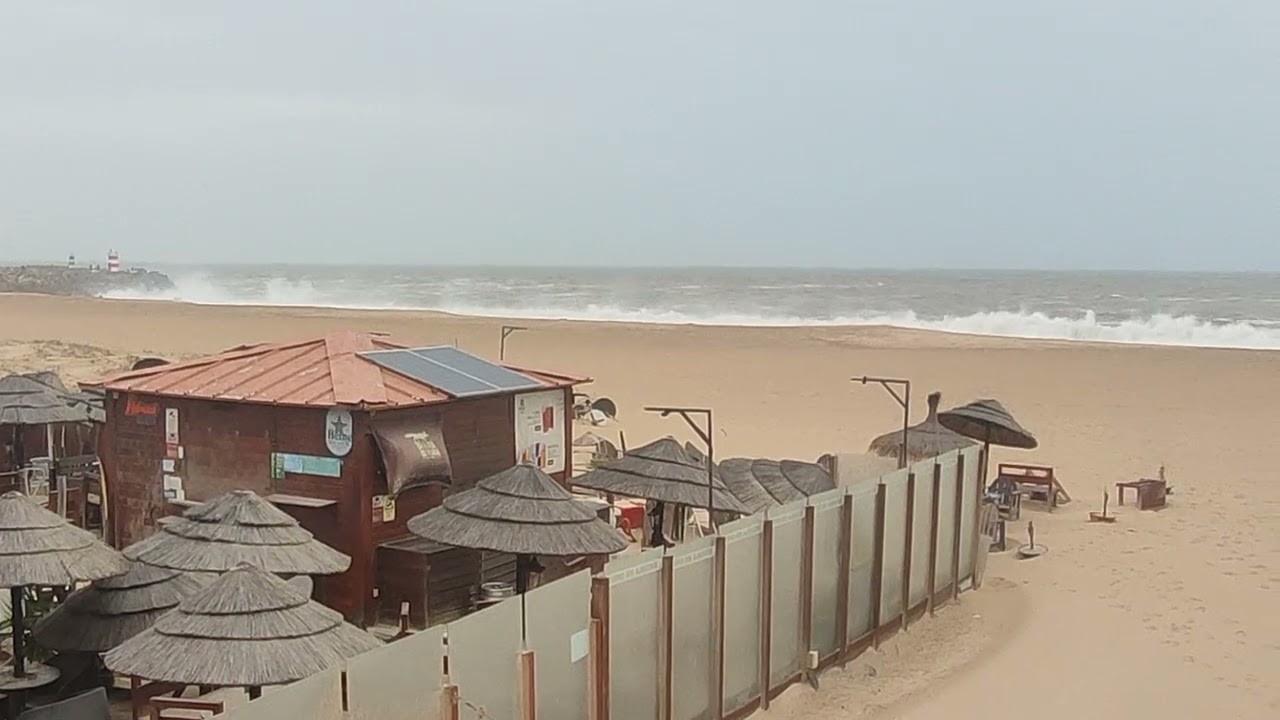 Huge Waves and Strom Warning ⚠️ Rain Warning,#nazaré #Portugal#Destruction#travel 
