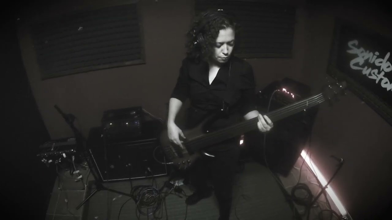 Axiom9 session at Sonido Custom