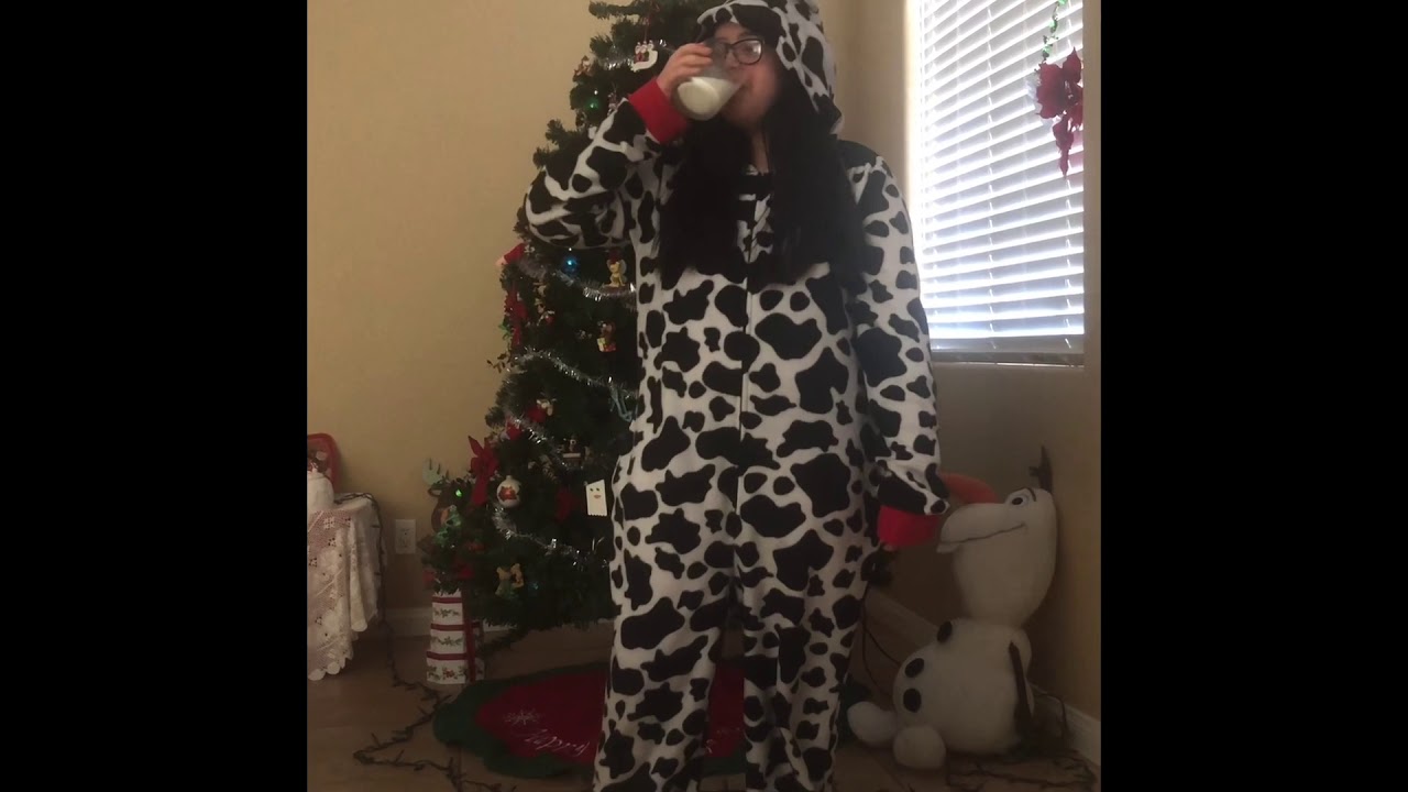 Moo Moo Milk...even my Husky loves it 🐮 🥛 #milk #cow #husky
