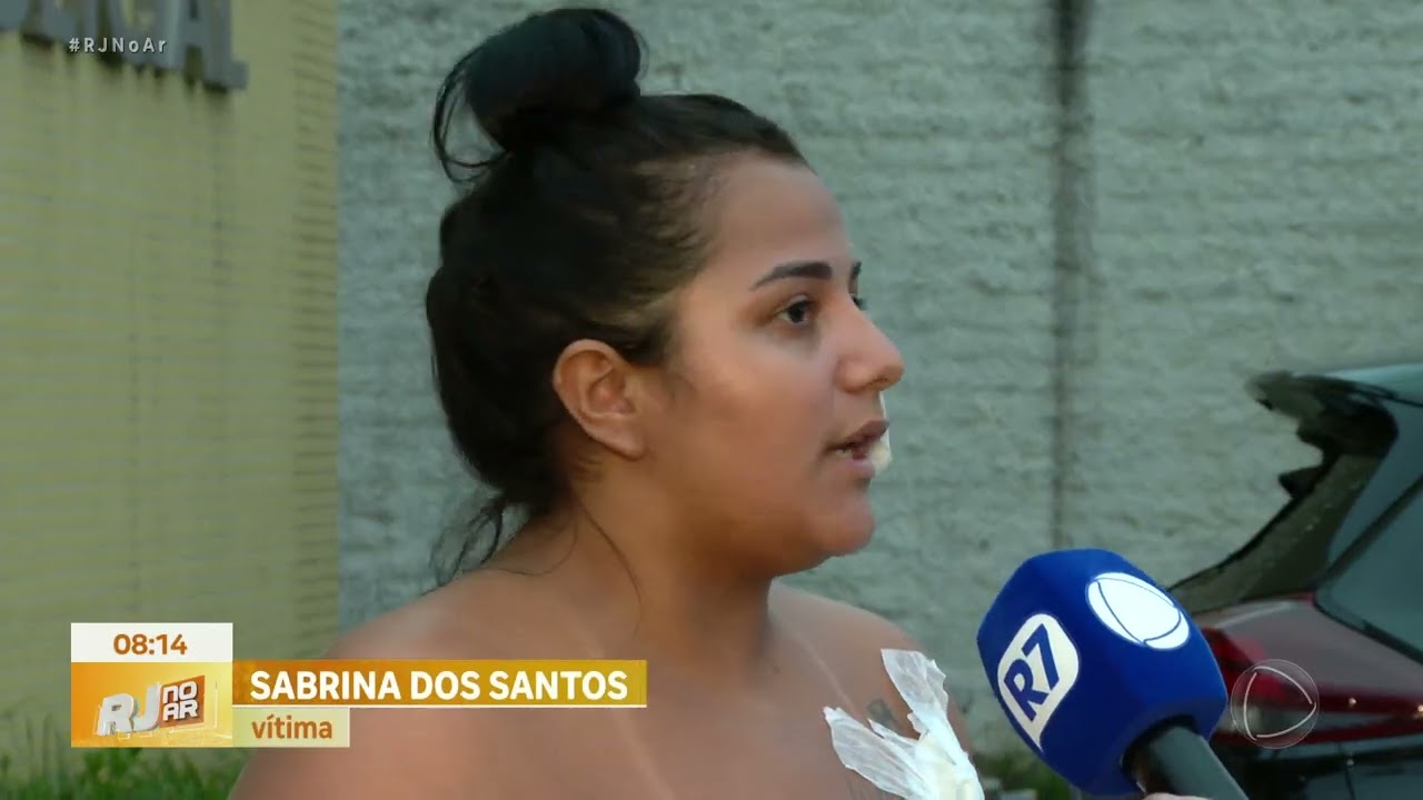MULHER TEM ROSTO E OMBRO CORTADOS POR LÂMINA EM DUQUE DE CAXIAS