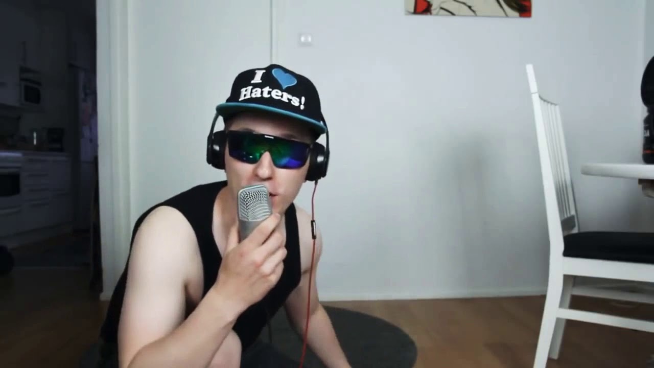 🎶uran alku b&auml;ngeri🎶 [HD]